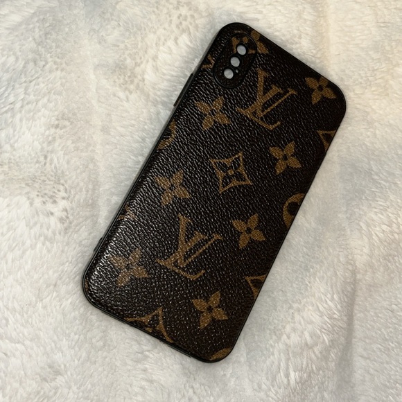 Louis Vuitton iPhone XS case - Picture 1 of 4